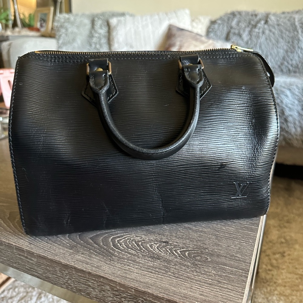 Louis Vuitton Vintage Black Epi Speedy 25